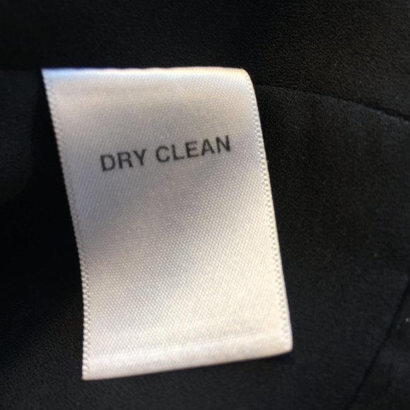 Anne Klein Silk Navy and White Floral Dress Size 8 - Picture 3 of 6